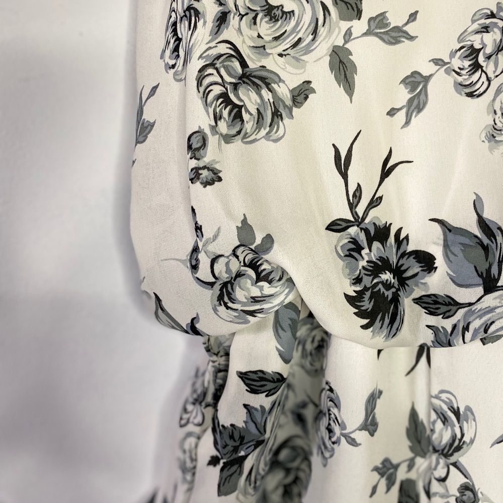 Romper - Picture 3 of 6